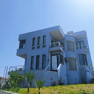 Blue House Παλιούρι